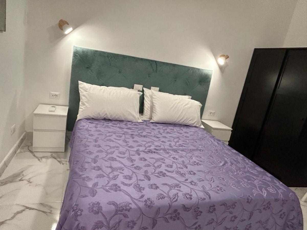 Guesthouse Dahlia Rossa Rome Exterior photo